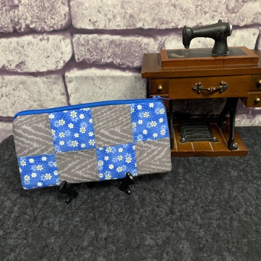 🎉🎉Host Pic🎉🎉 Handmade Quilted Wallet/Pouch